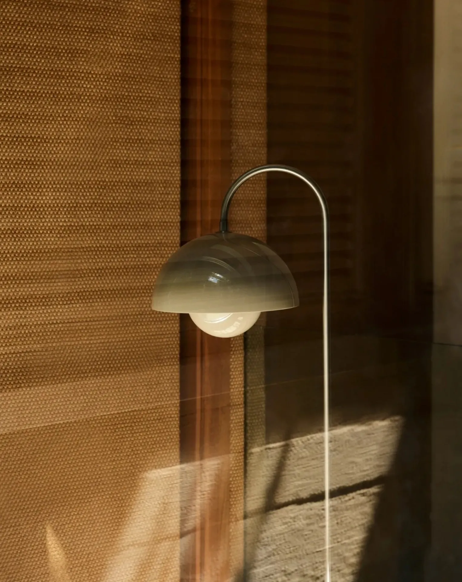 Flowerpot VP12 floor lamp, Verner Panton