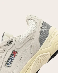 Hyperway Low Suede Sneakers