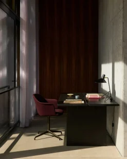 Ita OS1 dining table