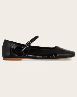 Julieta patent ballerinas