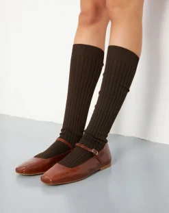 Julieta patent ballerinas