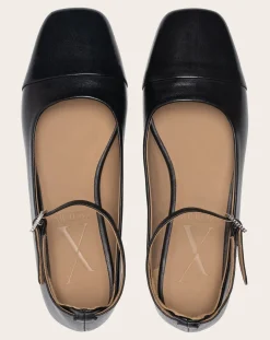 Leather ballerinas