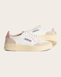 Medalist Low Leather/Suede Sneakers