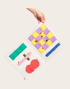 Newspapper digging toy