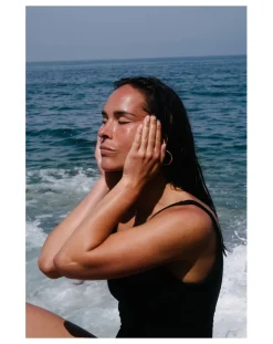 Nourishing Rose Petal Oil - 100 ml