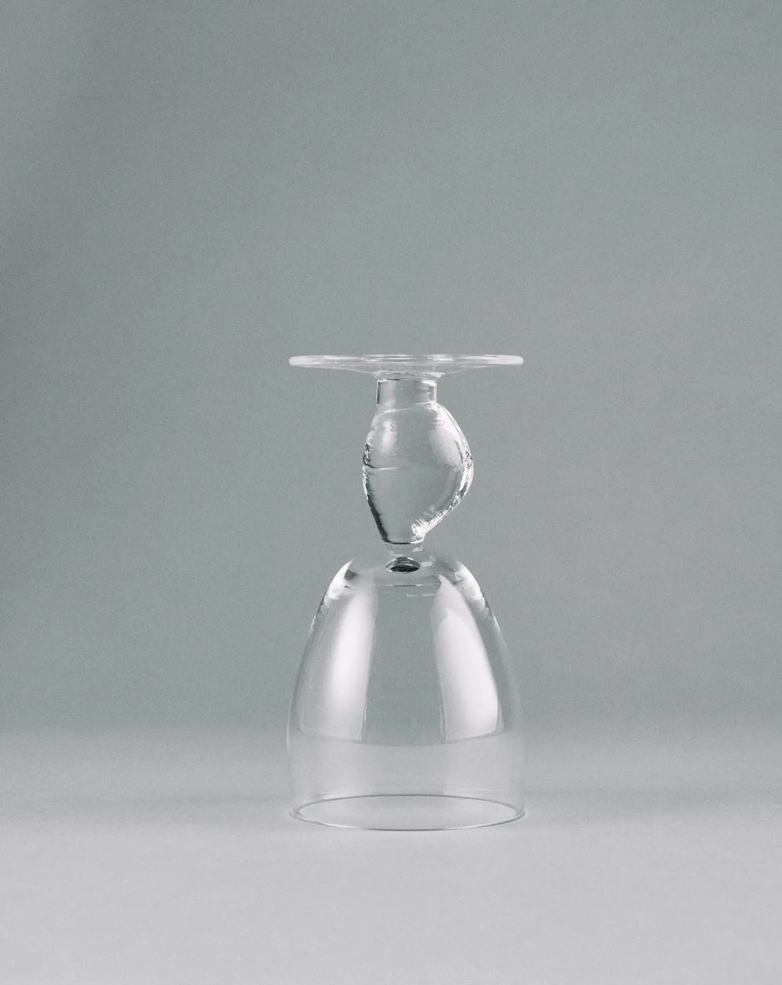 Out of lines wine glasses, Uncharted - Set of 4