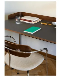 Pavilion AV17 Desk, Chrome Base