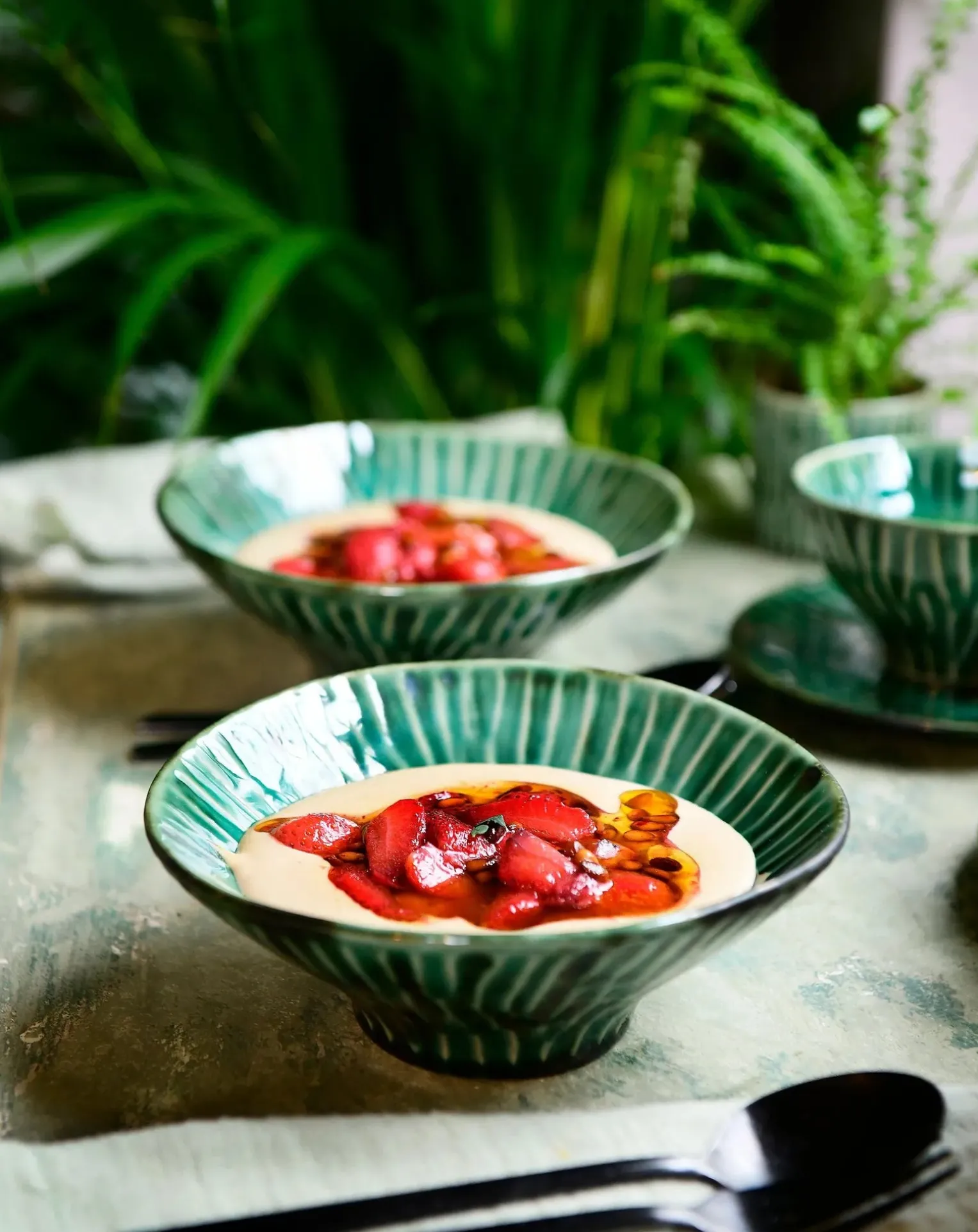 Plats Verde Lanza, Pascale Naessens - Set of 2