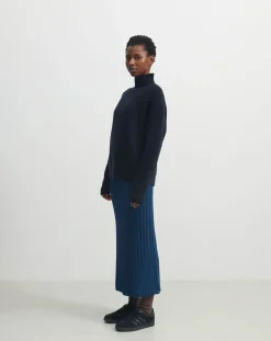 Raw Laine Sweater - Women's Collection
