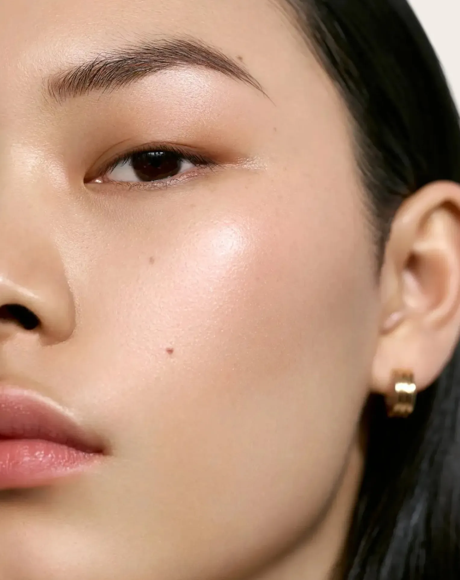 Solar Radiance moisturizing cream illuminator refill