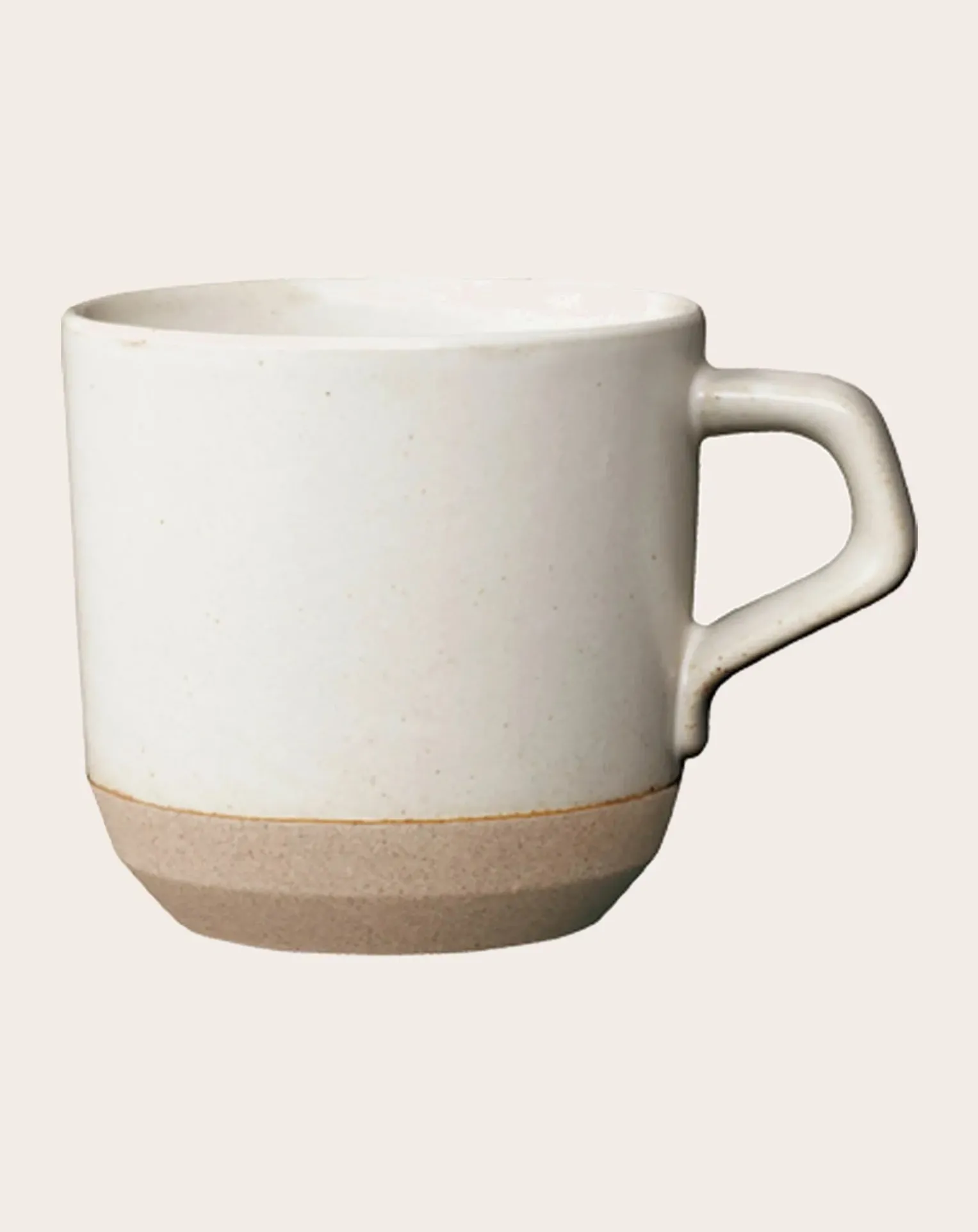 Tasse en porcelaine