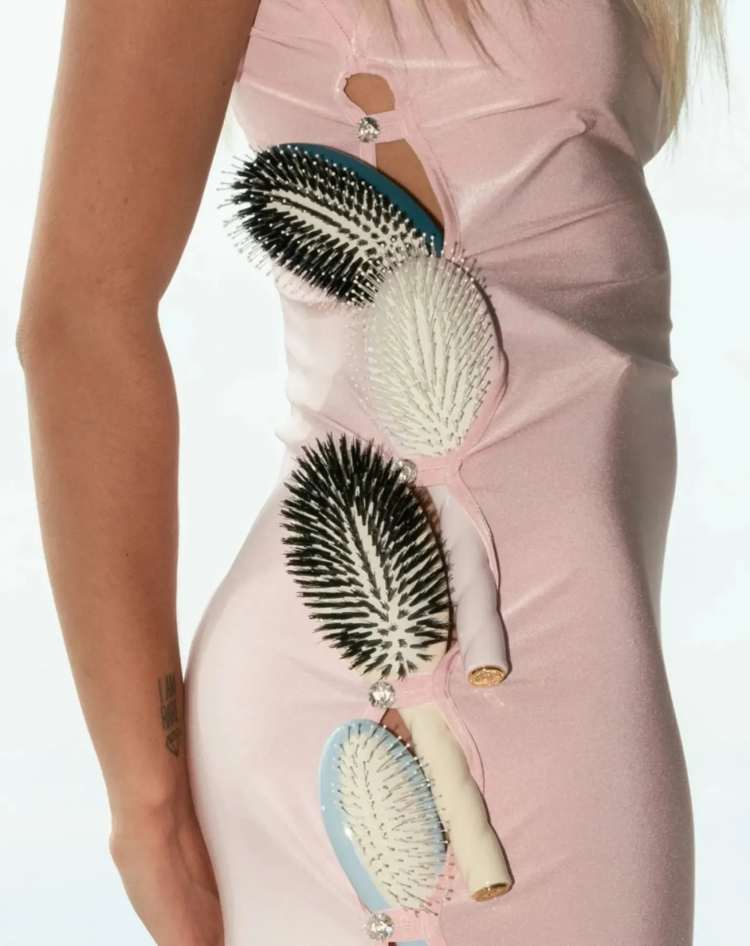 The Essential Soft N°03 Hairbrush - Sensitive Scalp