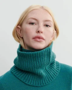 12-thread Cashmere Rib Choker