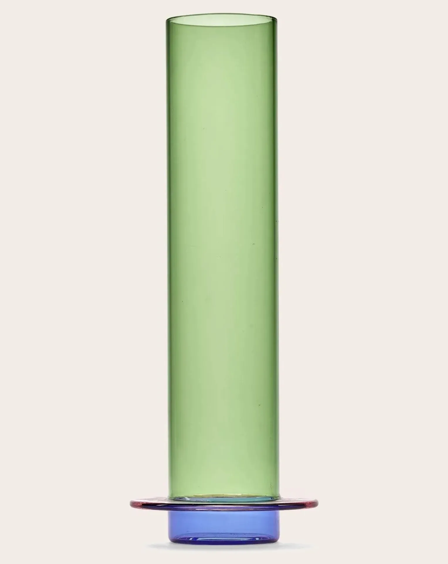 Vase Towers, Jose Levy